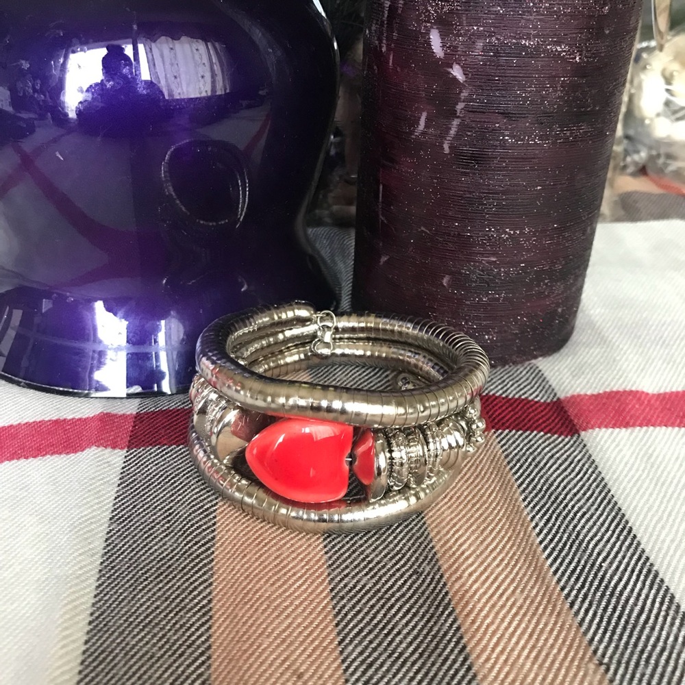 SILVER TONE BANGLE